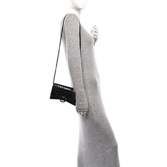 Shiny Calfskin Monochrome Crocodile Embossed Hourglass Chain Bag Black