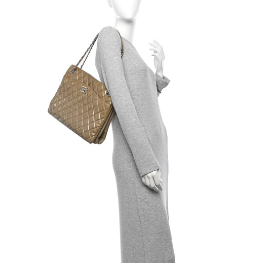 Patent Quilted Accordion Shopping Tote Beige