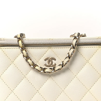 Caviar Quilted Small Vanity Case With Chain White