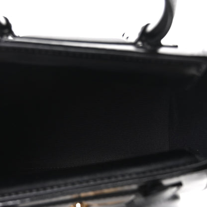 Box Calfskin Toy Lock Antigona Shoulder Bag Black