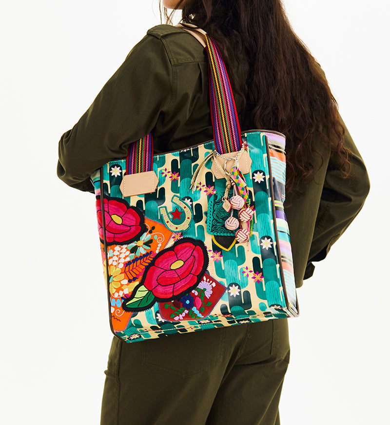 Dezi Classic Tote