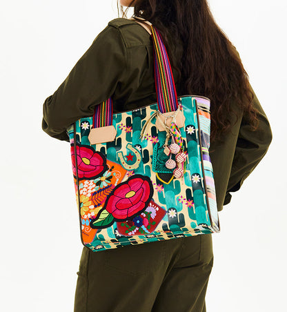 Dezi Classic Tote