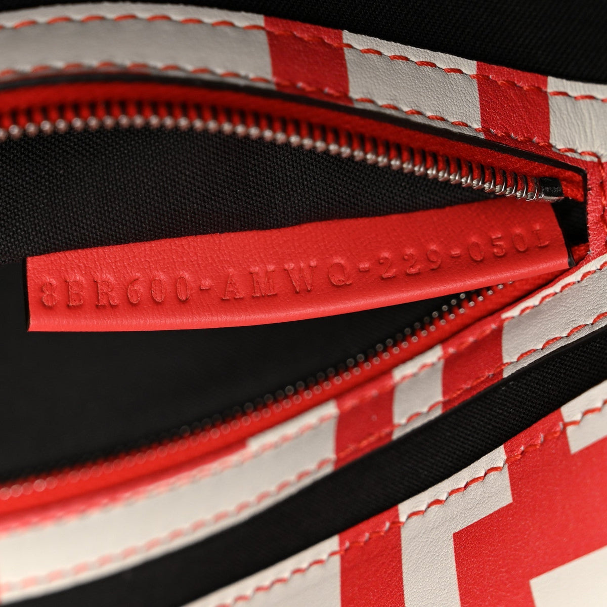 X MARC JACOBS Vitello Seta Logo Print Baguette Glow Coral White