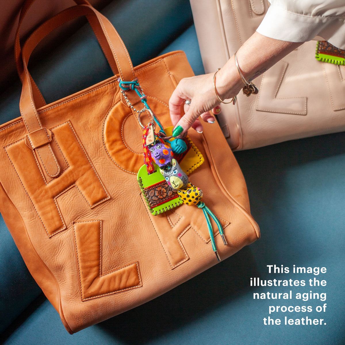 Hola Classic Tote