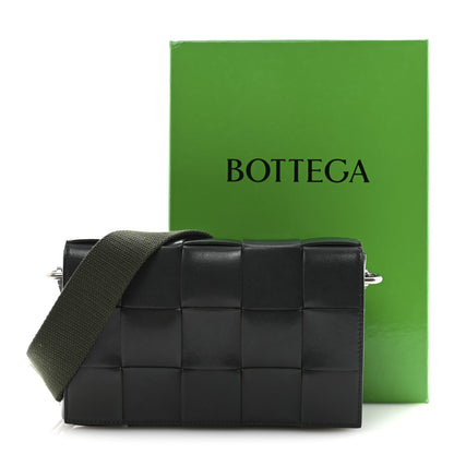 Calfskin Maxi Intreccio Cassette With Strap Bag Dark Green