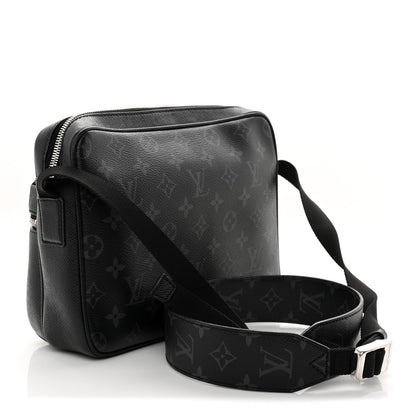 Taiga Monogram Eclipse Outdoor Messenger Black