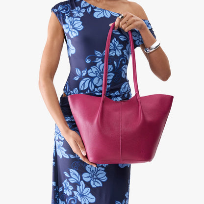 Devan Bucket Tote
