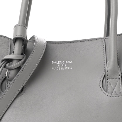 Smooth Calfskin Small Hampton Carry All Bag Grey