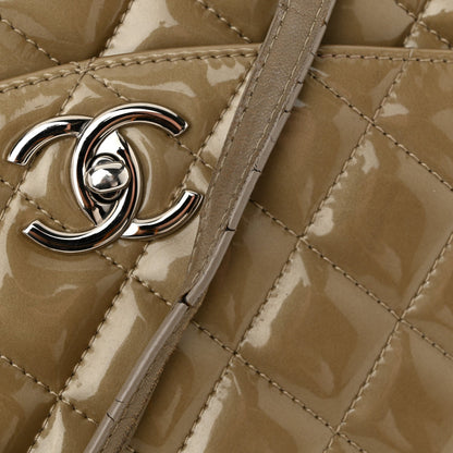 Patent Quilted Accordion Shopping Tote Beige