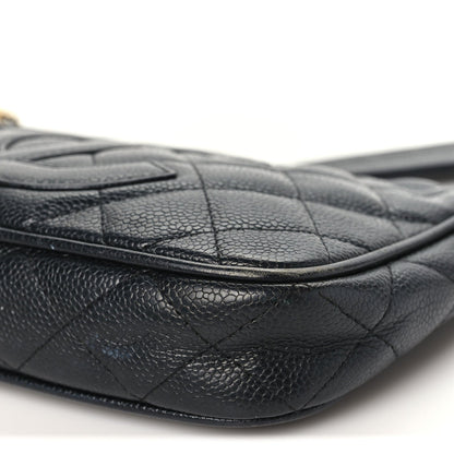 Caviar Quilted CC Shoulder Bag Black